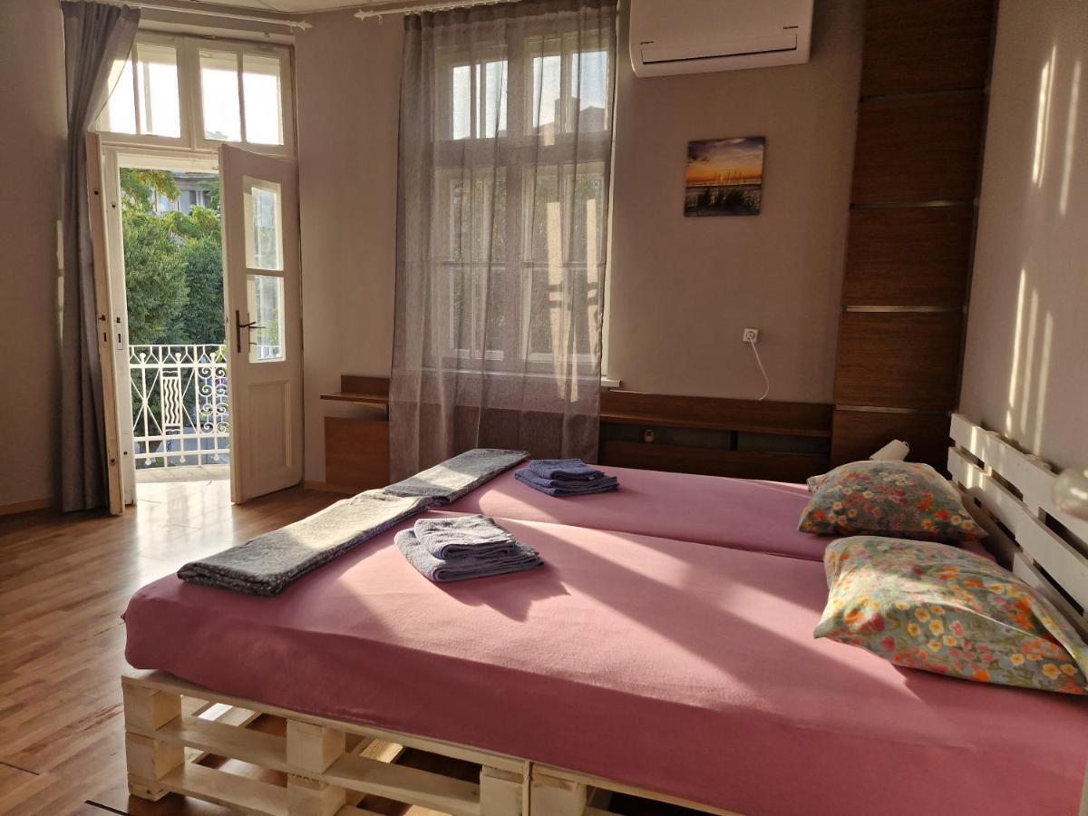 Lambo'S Corner Varna - Guest Rooms 外观 照片