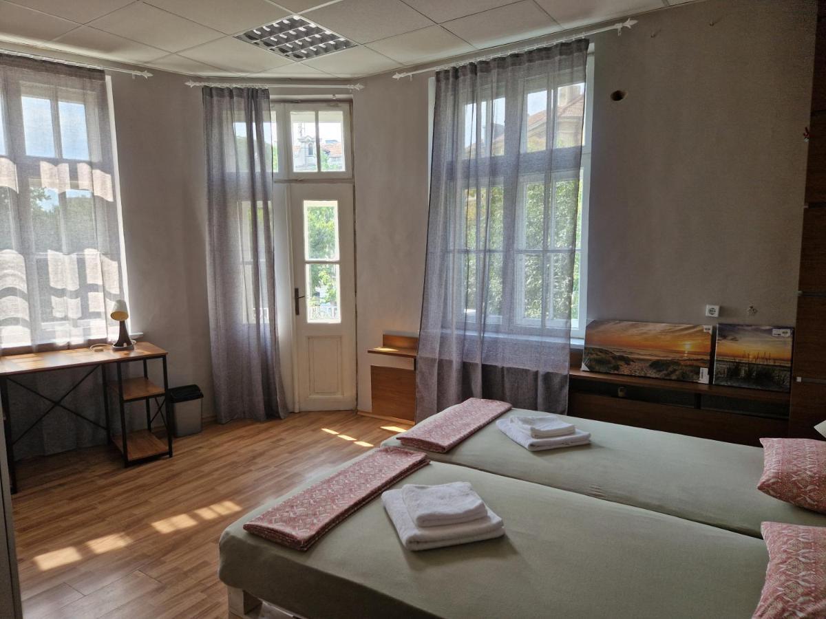 Lambo'S Corner Varna - Guest Rooms 外观 照片